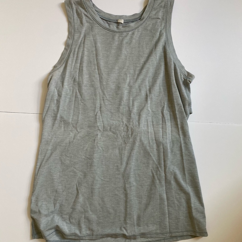 Lululemon tank top